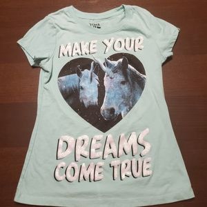 Unicorn t-shirt size 7/8